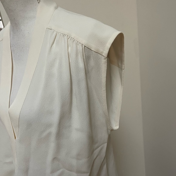 Michael Kors Collection - Picture 2 of 9